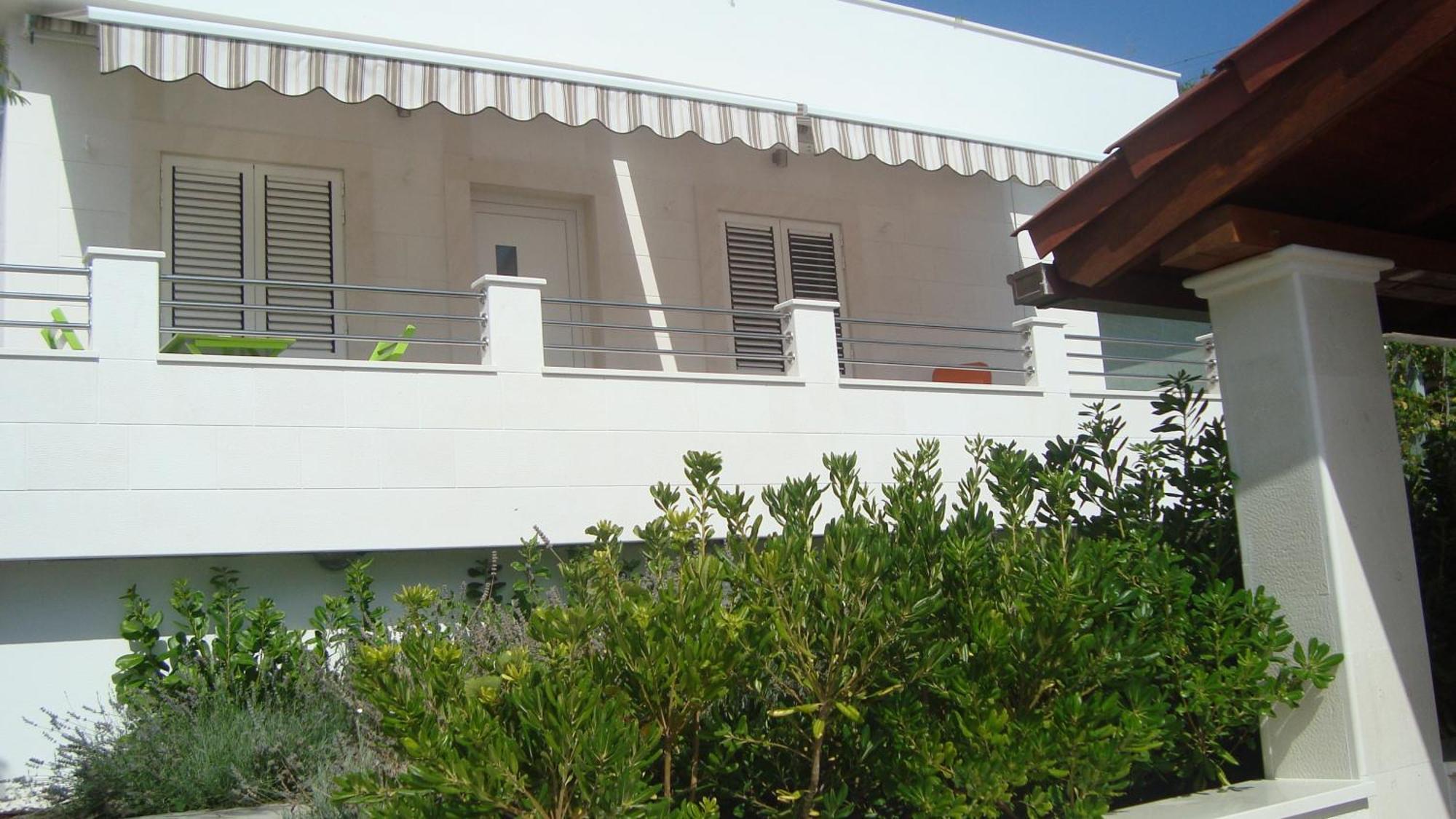 Apartments Niana With Heated Seawater Swimingpool Donji Okrug  Buitenkant foto
