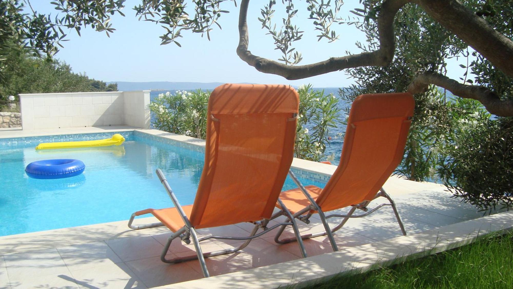 Apartments Niana With Heated Seawater Swimingpool Donji Okrug  Buitenkant foto
