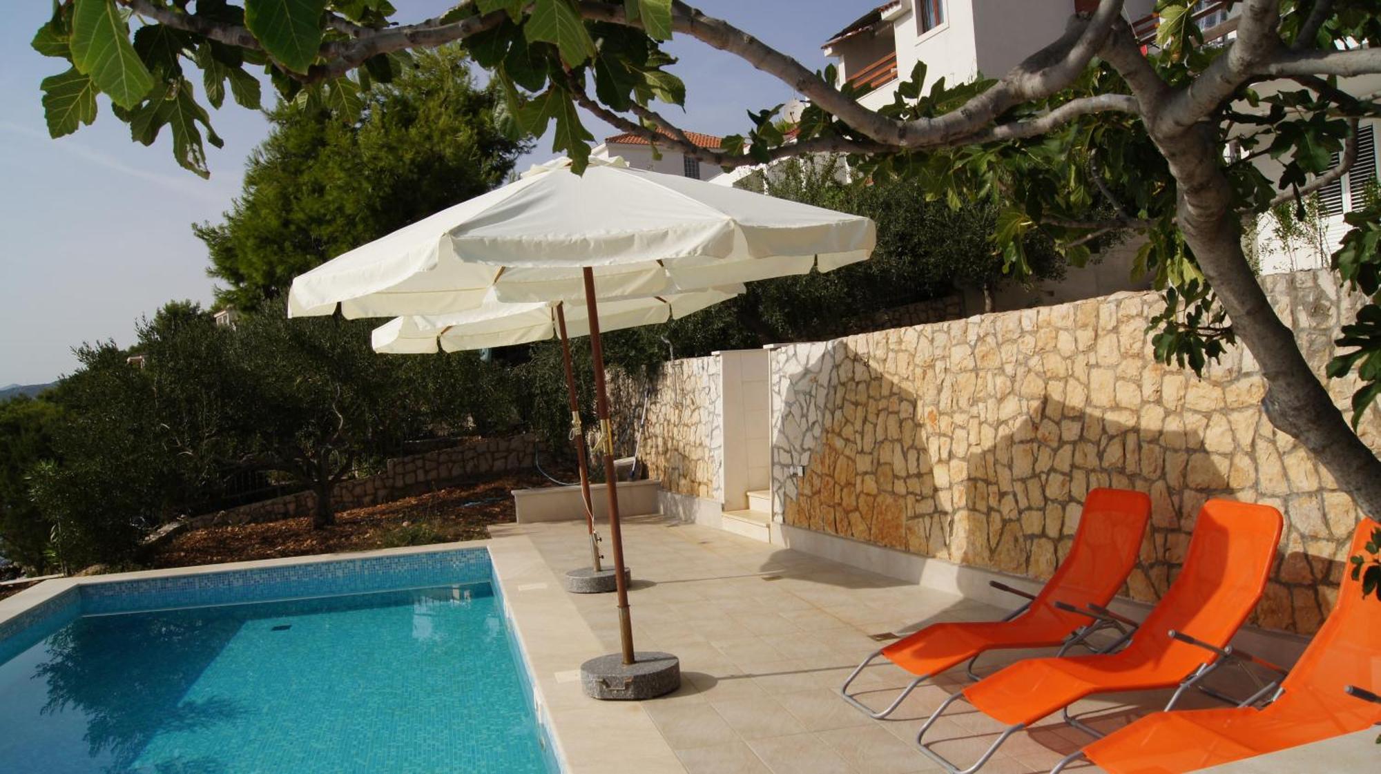 Apartments Niana With Heated Seawater Swimingpool Donji Okrug  Buitenkant foto