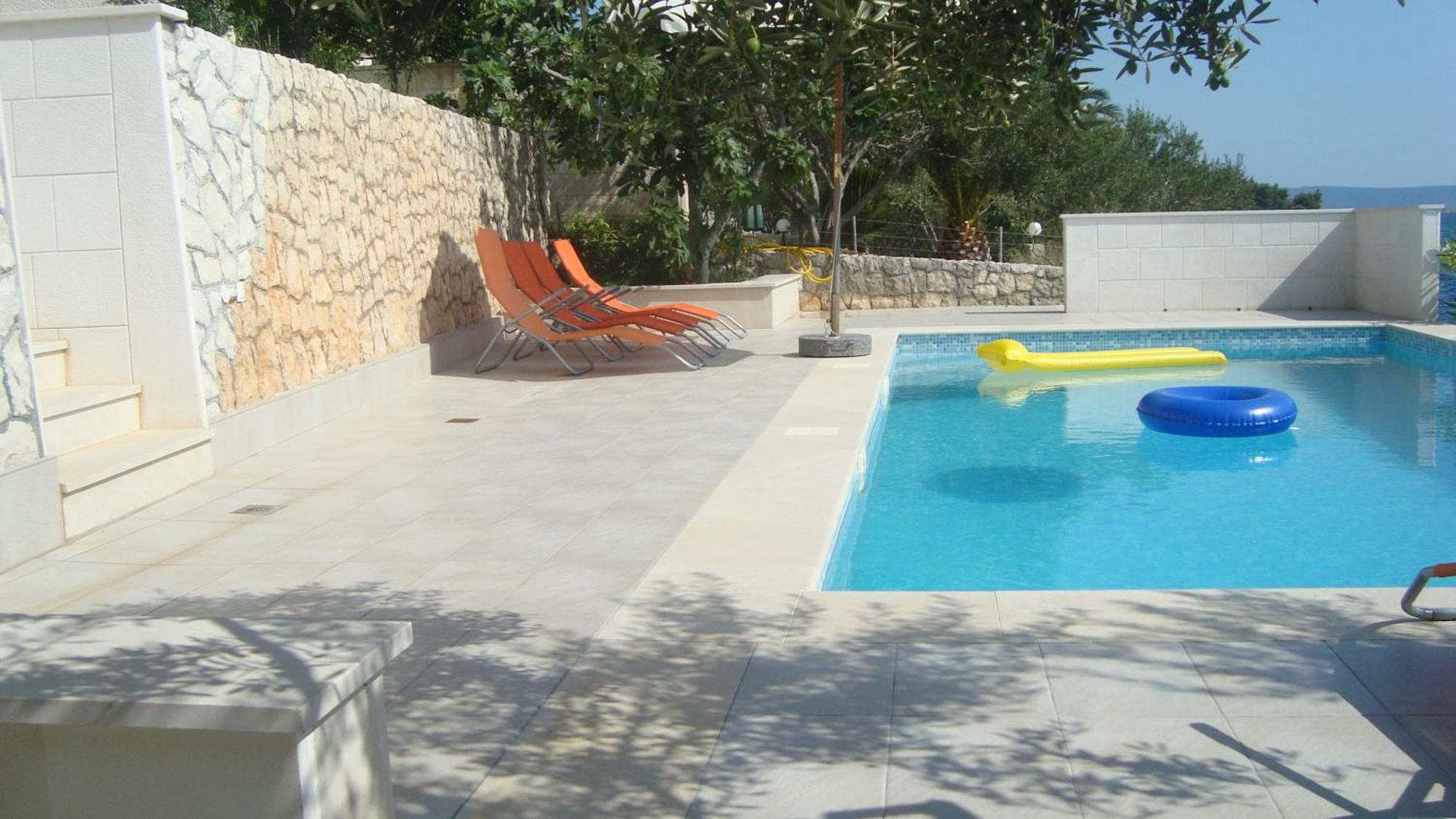 Apartments Niana With Heated Seawater Swimingpool Donji Okrug  Buitenkant foto